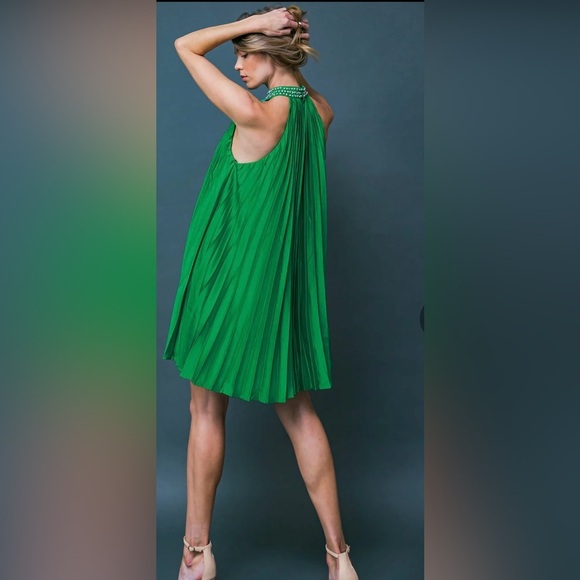 Flying Tomato Jade Embellished Halter
Neck Short Dress - Picture 3 of 10